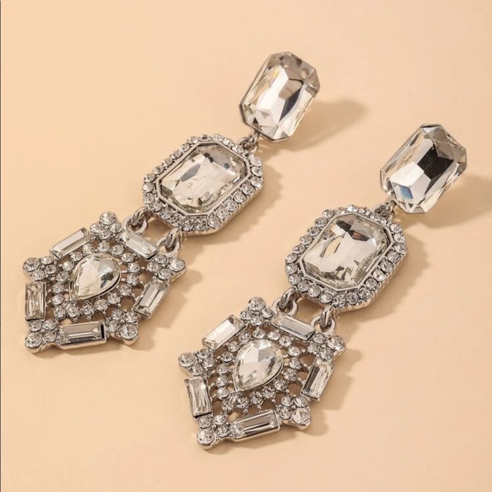 New 925 Silver Dangle Diamond Earrings - Picture 2 of 3